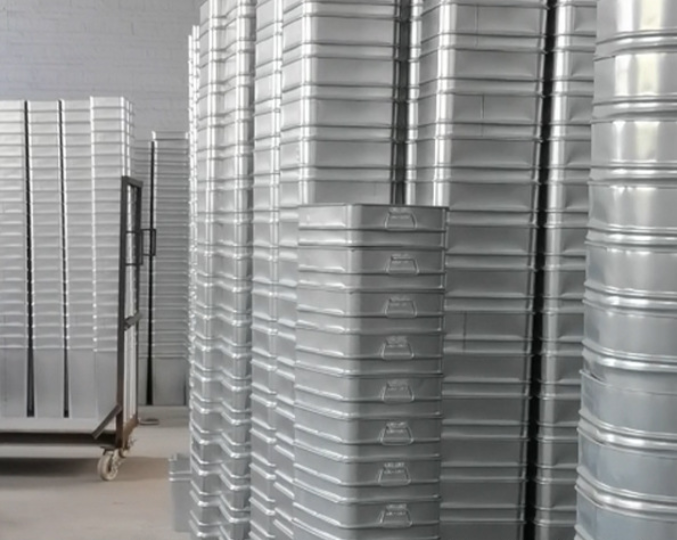 Outdoor Trash Can Inner Bucket Galvanized Steel Sheet Outdoor Waste Bin Inner Cylinder Round Square Iron Bucket Trash Can Liner